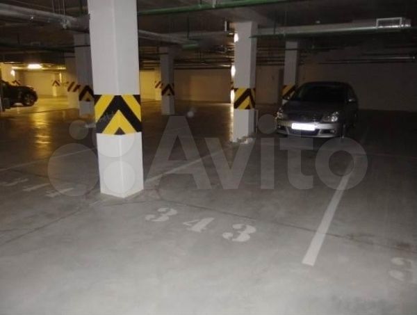 Машиноместо, 11 м²