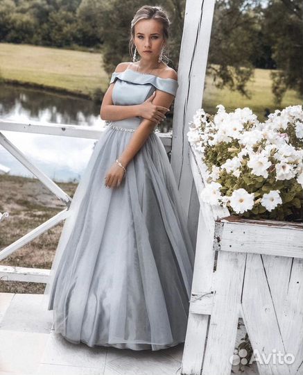 Платье вечернее