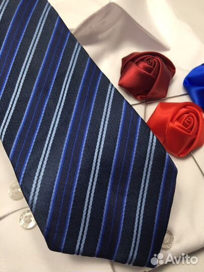 Новый Галстук мужской в полоску 7 см