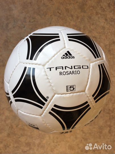Футбольный мяч Adidas Tango Rosario
