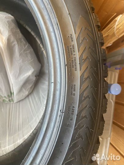 Nokian Tyres Hakkapeliitta 8 235/45 R18