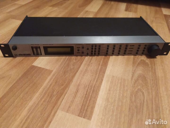 Контролер, T. C.Electronic XO 24