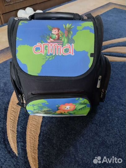 Школьный рюкзак