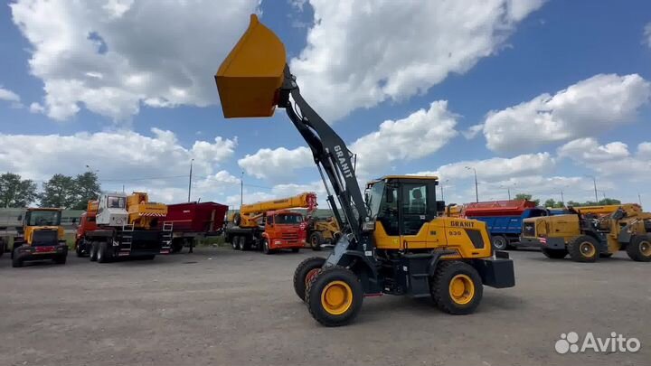 Фронтальный погрузчик Granit 930, 2023