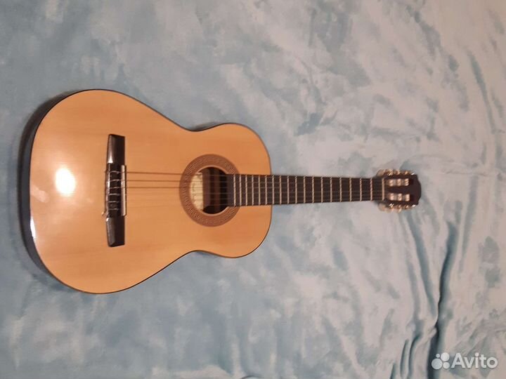 Классическая гитара бу