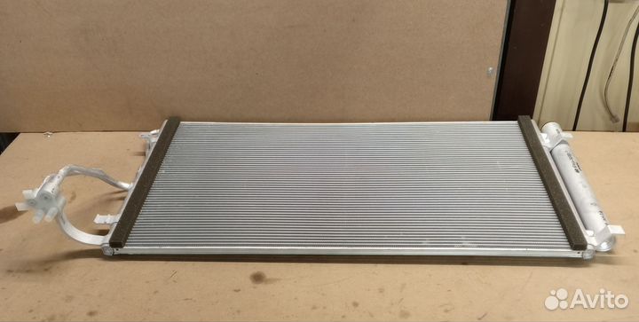 Радиатор кондиционера Hyundai 976063R001