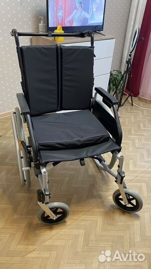 Коляска инвалидная