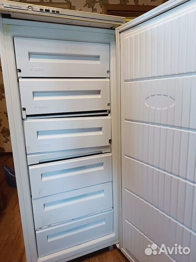 Морозильник atlant