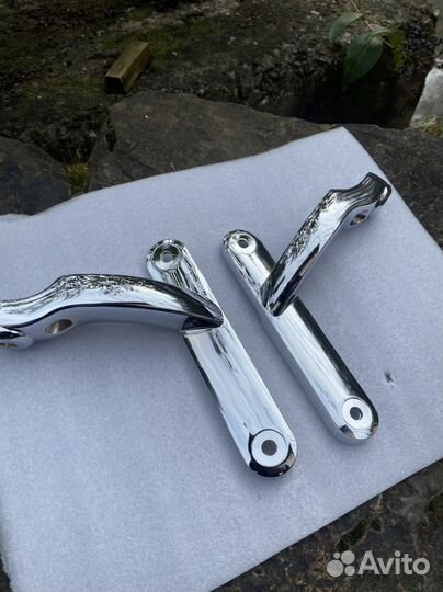 Кронштейны поворотников Harley Davidson