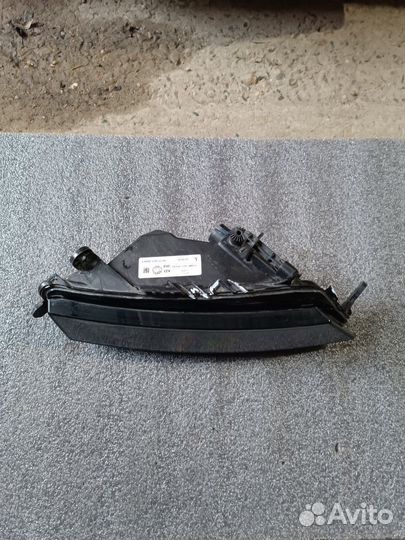 Фара противотуманная передняя левая Skoda Octavia