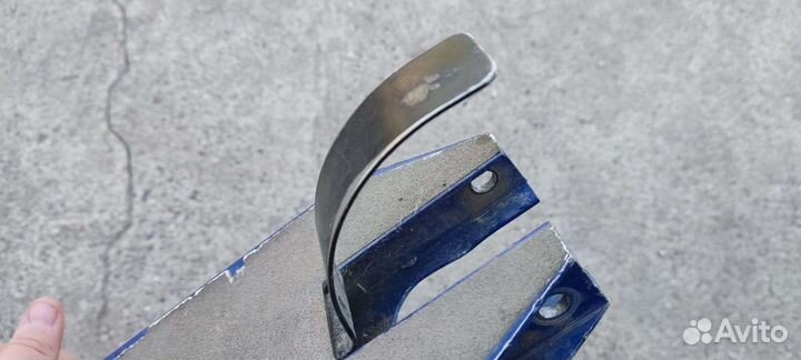 Дека с вилкой