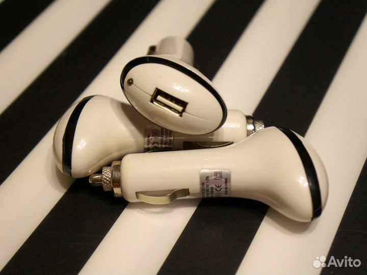 Авто зарядка USB