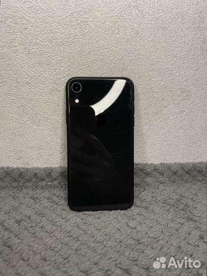 iPhone Xr, 64 ГБ