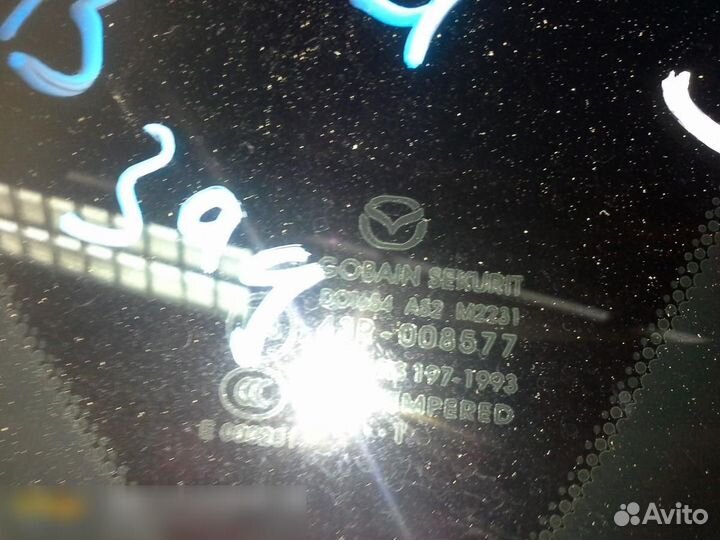 Стекло кузовное глухое правое Mazda Mazda 3 (BL) 2