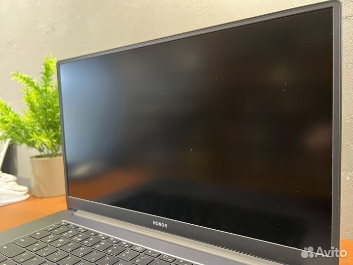 Honor MagicBook 15 Ryzen 7 5700u б/у