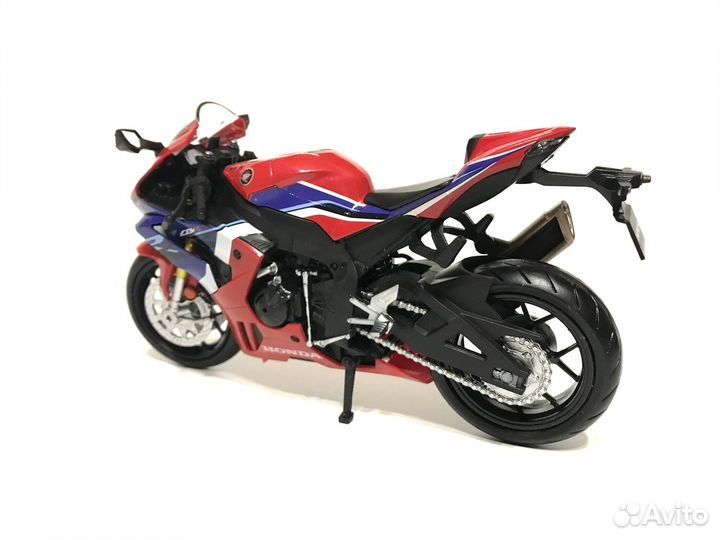 Модель мотоцикла Honda CBR-1000RR 1/12