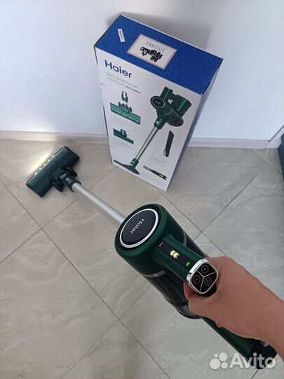 Пылесос ручной (handstick) Haier HVC400H