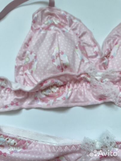 Комплект нижнего белья hello kitty новый 38-42