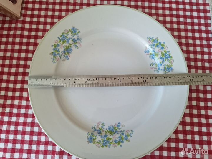 Тарелки блюдо