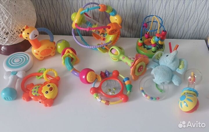 Развивающие игрушки пакетом