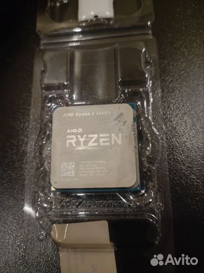 Процессор Ryzen 3 2200g