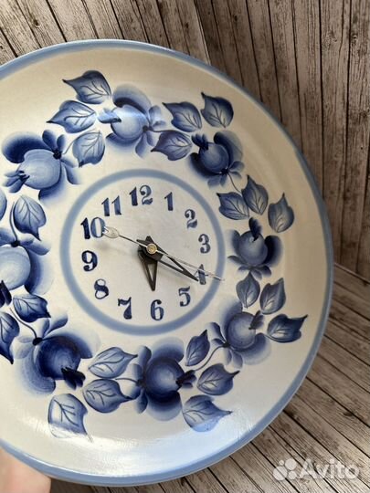Настенные часы Гжель