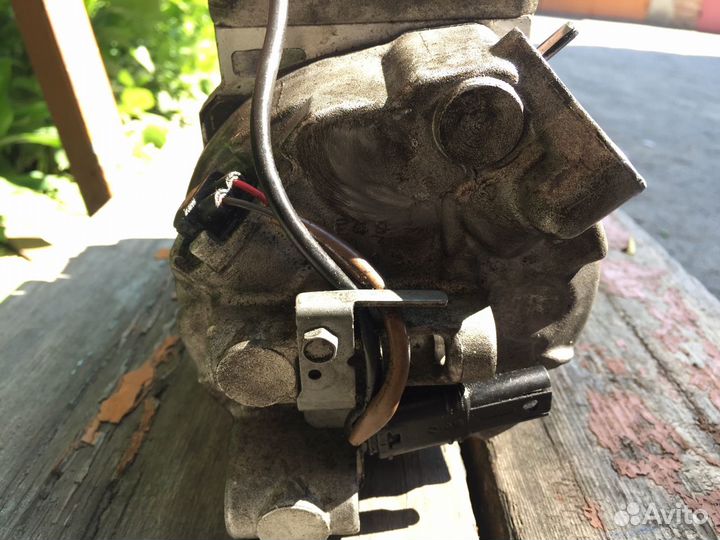 Компрессор кондиционера на bmw f 01, f02