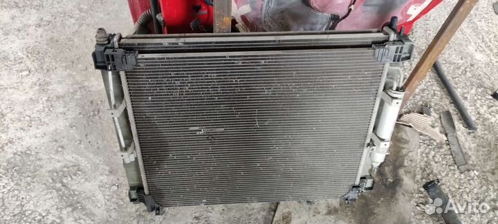 Кассета радиаторов на Инфинити QX70 / FX37. 08-19