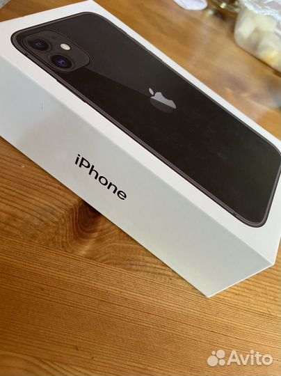 Коробка от iPhone 11