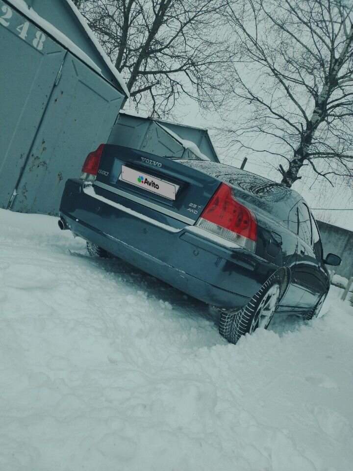 Volvo S60: фото владельца