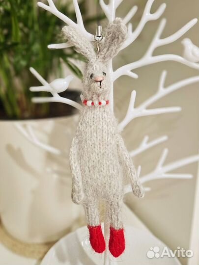 Брелок на сумку заяц