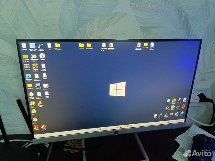 Монитор HP 22