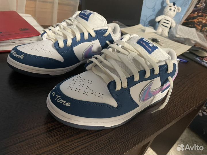 Nike Dunk Low SB Born X Raised One Block AT A Time