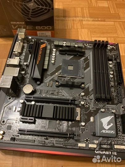 Материнская плата gigabyte B450 aorus M