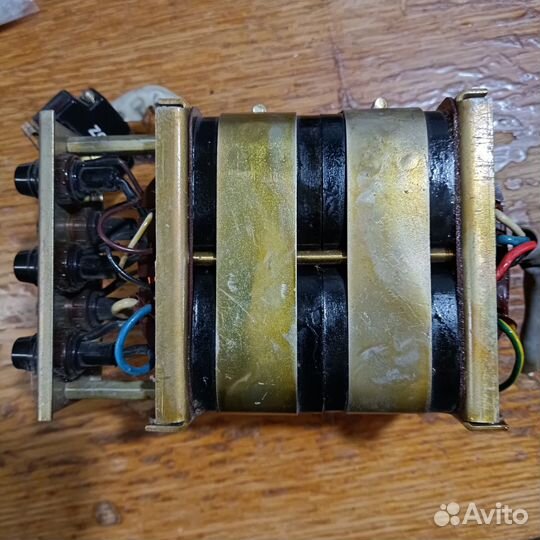 Понижающий трансформатор