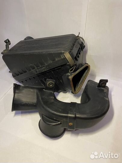 Воздухозаборник Toyota Corona