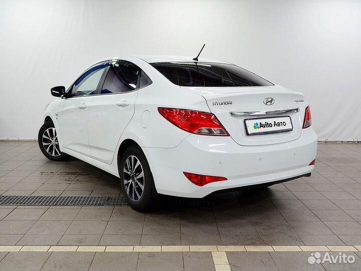 Hyundai Solaris 1.6 AT, 2015, 65 000 км