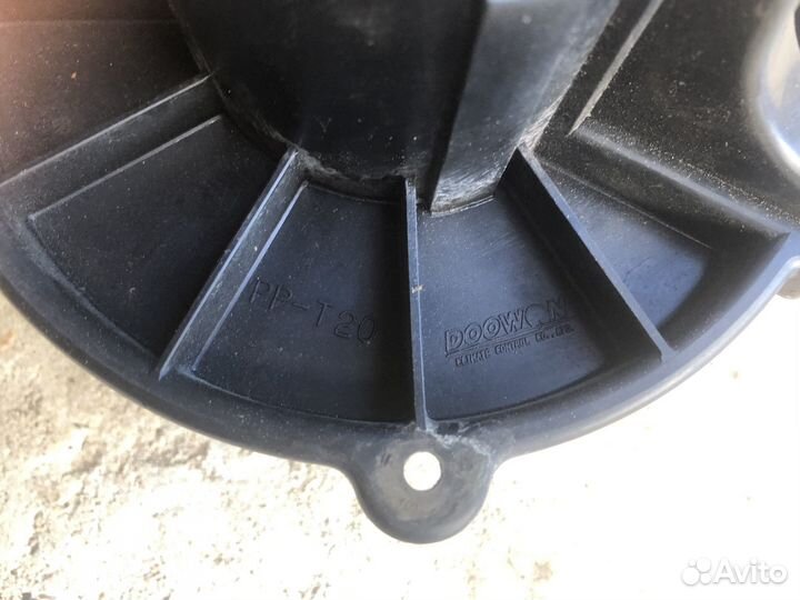 Моторчик печки Киа Шума 1 1998г