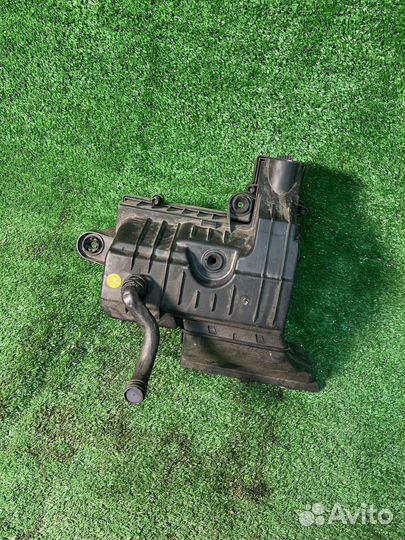 Корпус воздушного фильтра Skoda Octavia A7