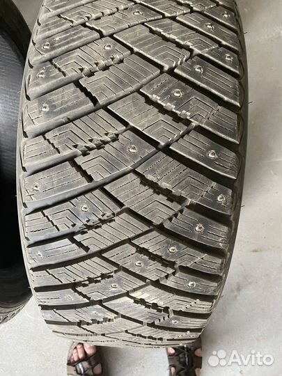 Goodyear Ultragrip Ice Arctic 245/45 R19