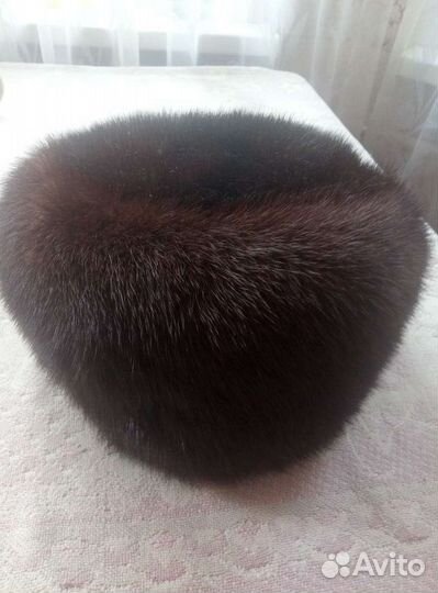 Женская шапка