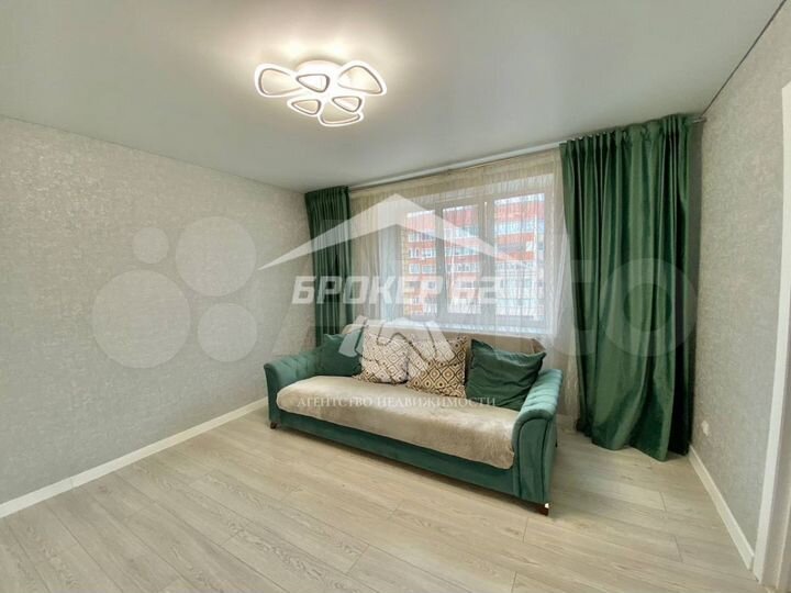 3-к. квартира, 79,8 м², 8/10 эт.