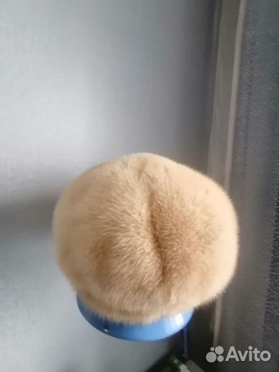 Берет женский норковый