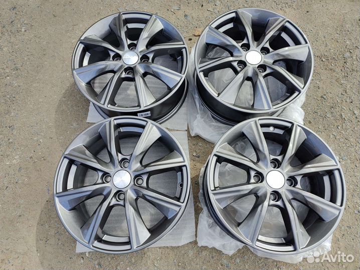 Комплект литых дисков skad 6x15 4x100 ET50 DIA60.1