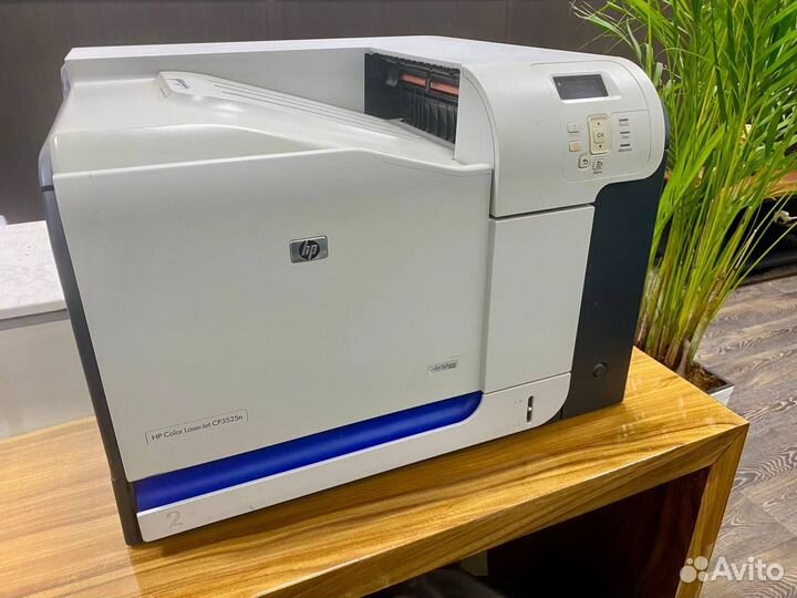 Цветной лазерный принтер нр Color Laser Jet CP352
