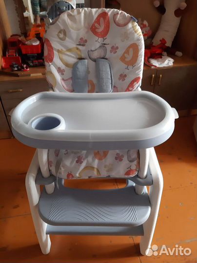 Стульчик для кормления со столом