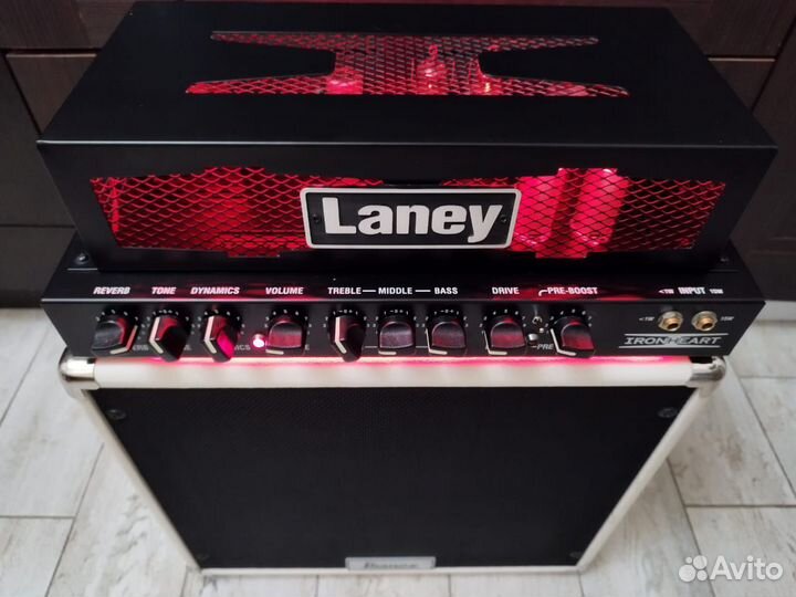 Ламповый усилитель Laney IRT15H и кабинет Ibanez