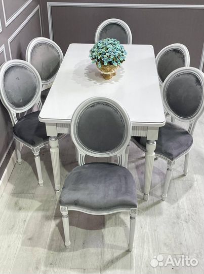 Стол и стулья от производителя. В наличии