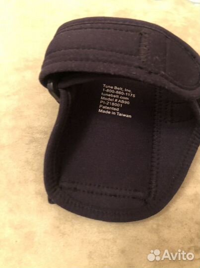 Нарукавная повязка для спорта tune belt av 90