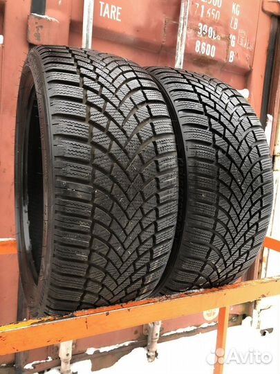 Bridgestone Blizzak LM-005 215/40 R17